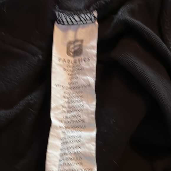 Fabletics Women's Black Full Zip Vest Size Medium Athletic Activewear - Picture 4 of 4